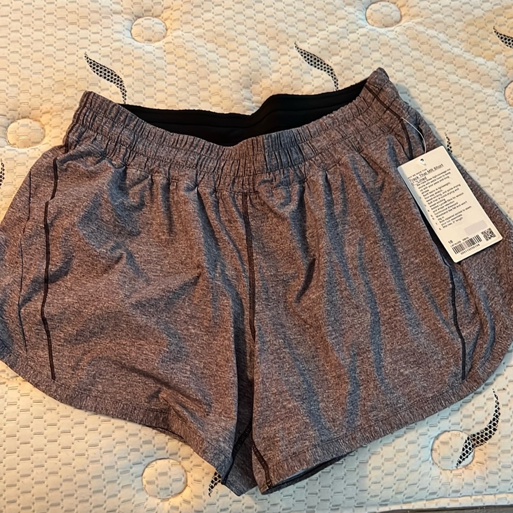 Size 18 track that mid rise 5” shorts NWT